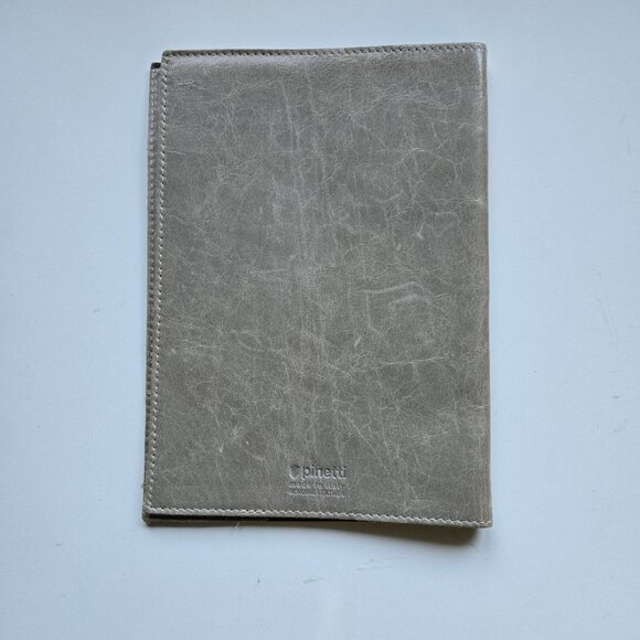 PINETTI Smooth Distressed Ice Gray Leather Notebook Holder, A5 - Picture 3 of 6